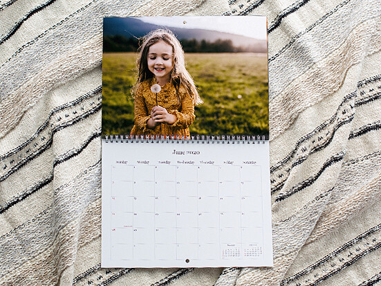 Personalized Wall Photo Calendars : Mpix